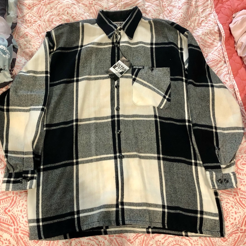 Men’s Plaid Flannel Black n White shirt Large